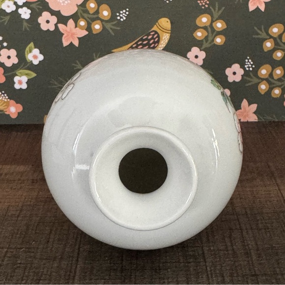 Toscany Collection Bud Vase, Floral Decorative Vase, Taiwan - Picture 5 of 8